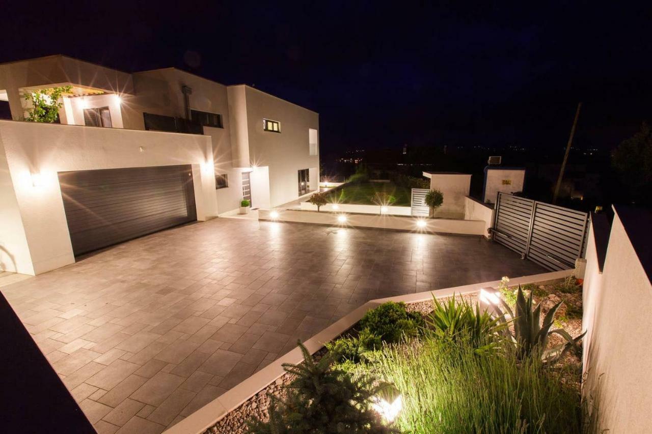 Villa Rina - Luxury Holiday Home Криквеница Екстериор снимка