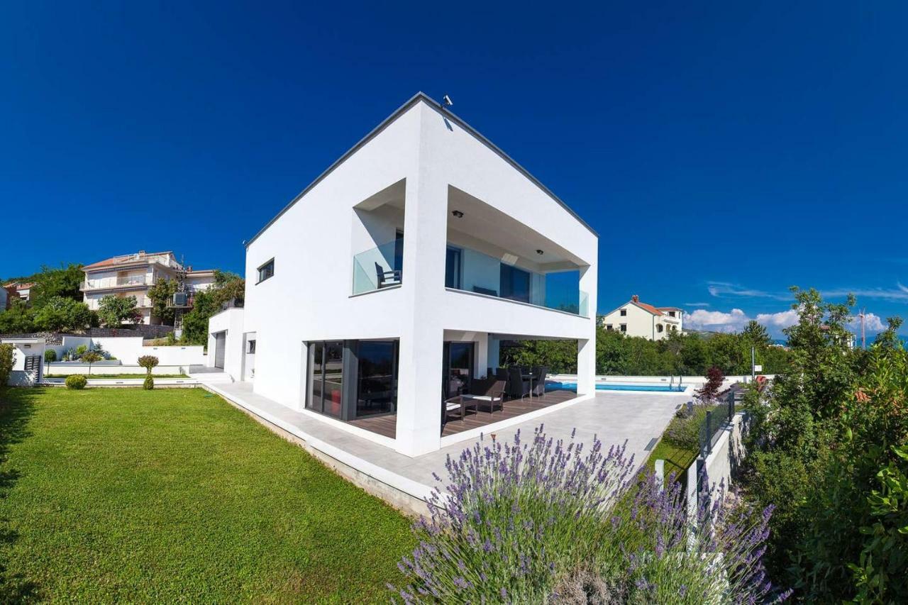 Villa Rina - Luxury Holiday Home Криквеница Екстериор снимка