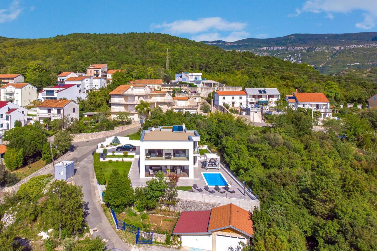 Villa Rina - Luxury Holiday Home Криквеница Екстериор снимка