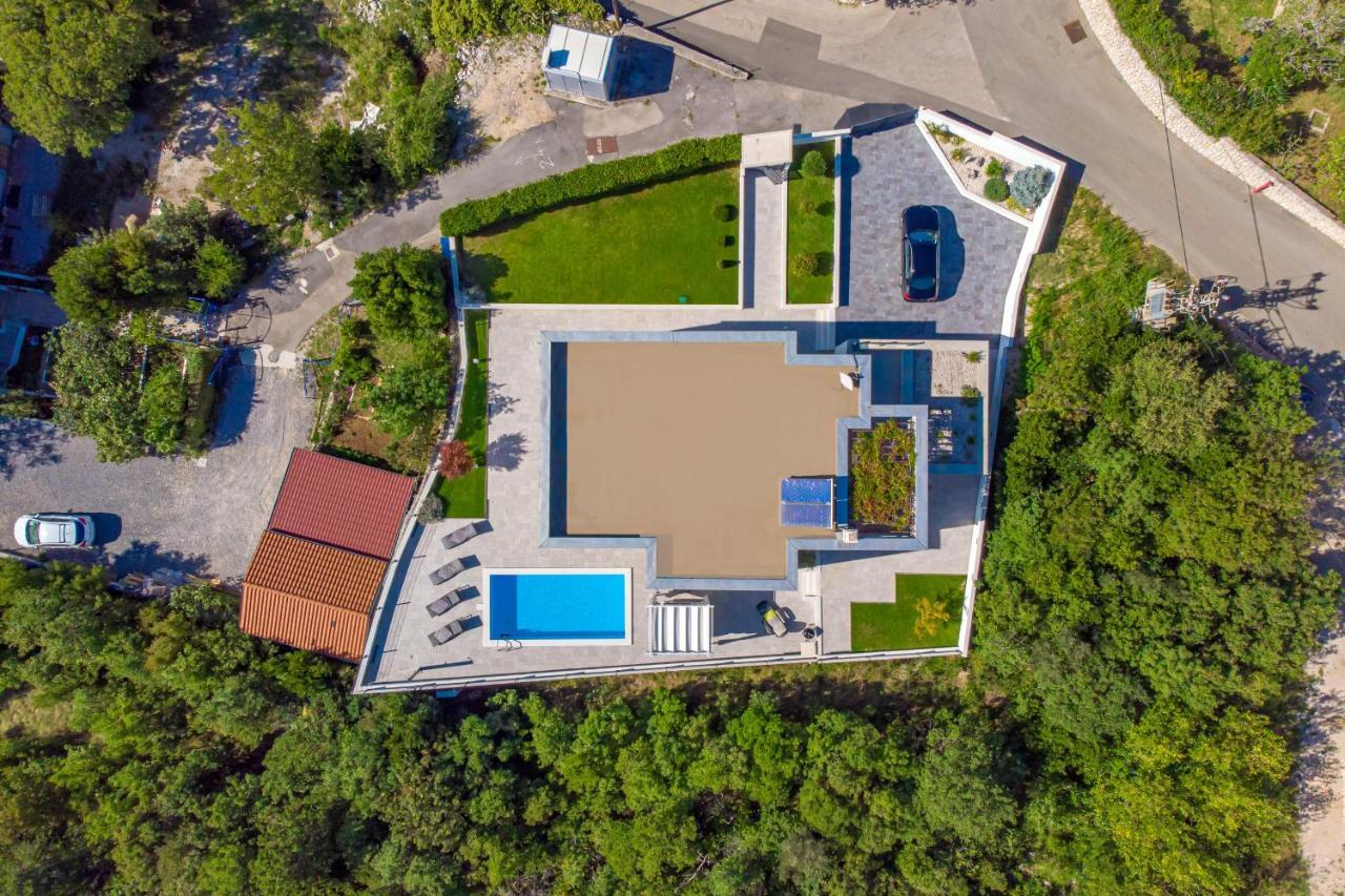 Villa Rina - Luxury Holiday Home Криквеница Екстериор снимка