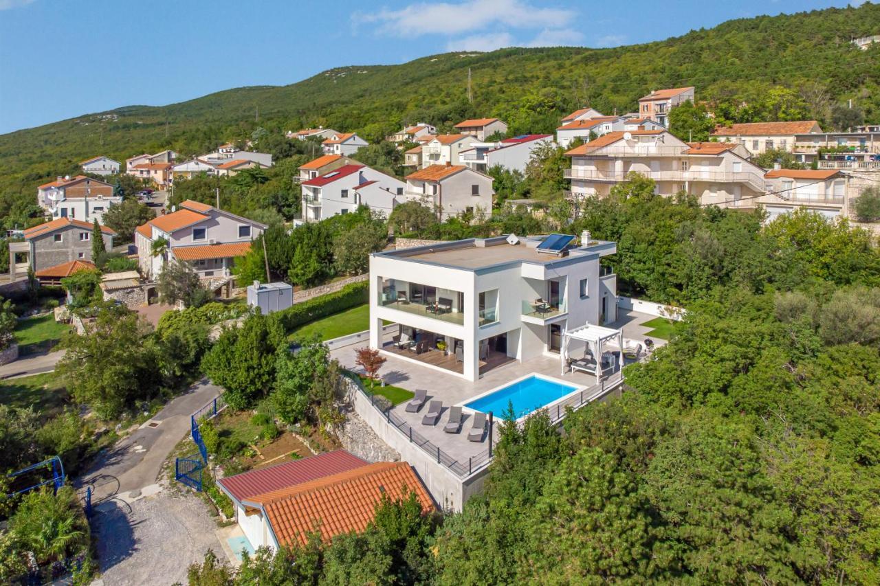 Villa Rina - Luxury Holiday Home Криквеница Екстериор снимка