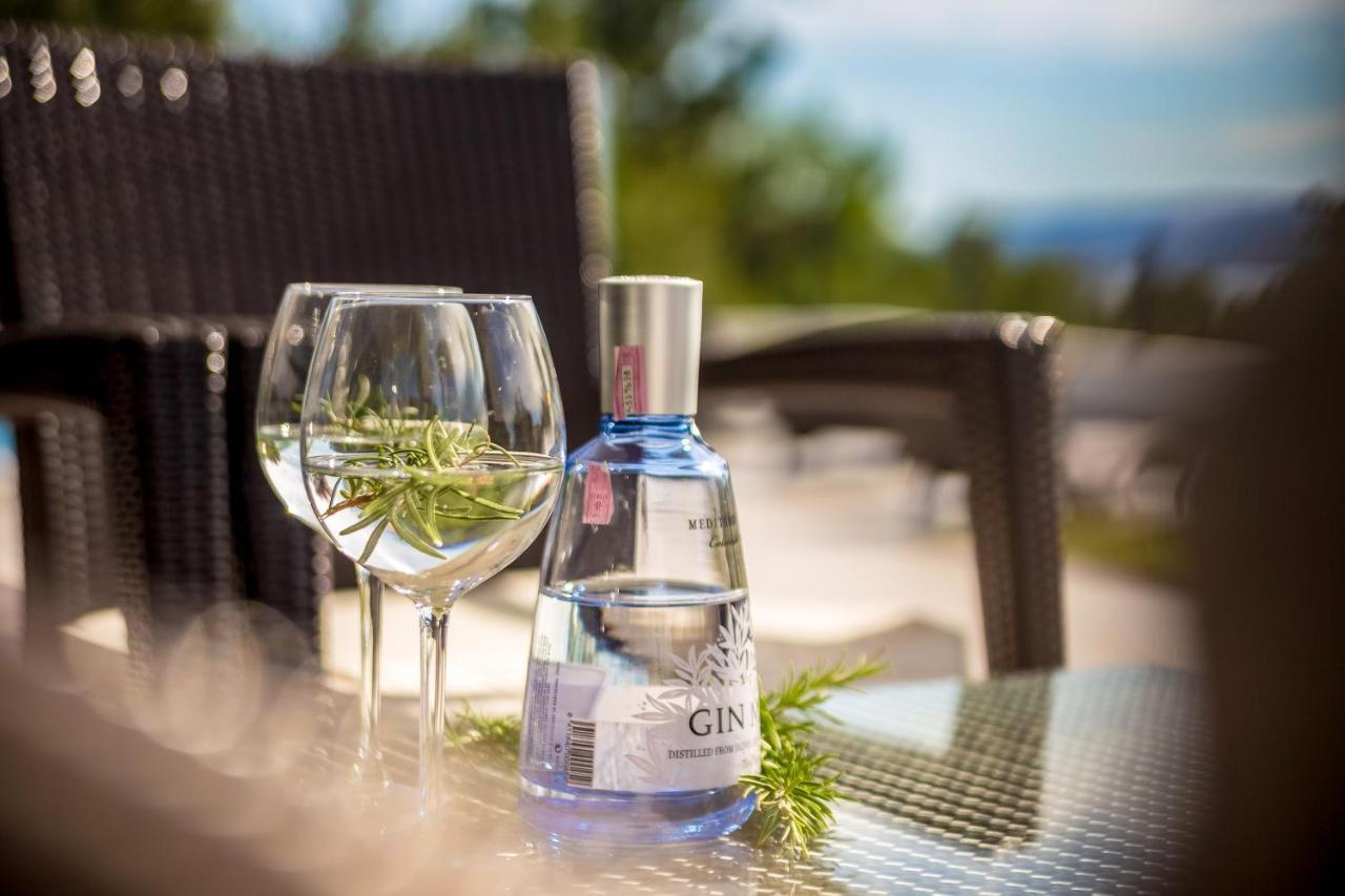Villa Rina - Luxury Holiday Home Криквеница Екстериор снимка